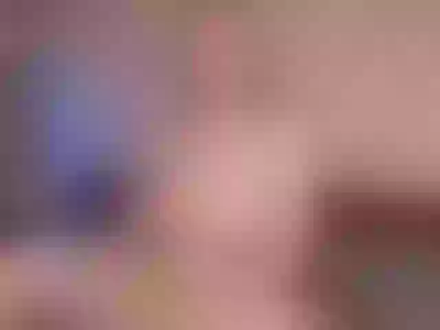 Live sex webcam photo for Sladost77 #291257561