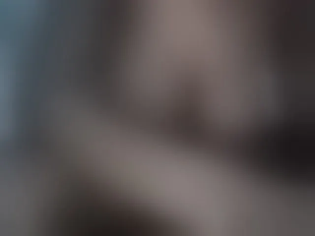 Live sex webcam photo for Slim-slender #292617543