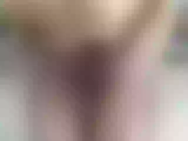 Live sex webcam photo for Slimpear19 #291749741