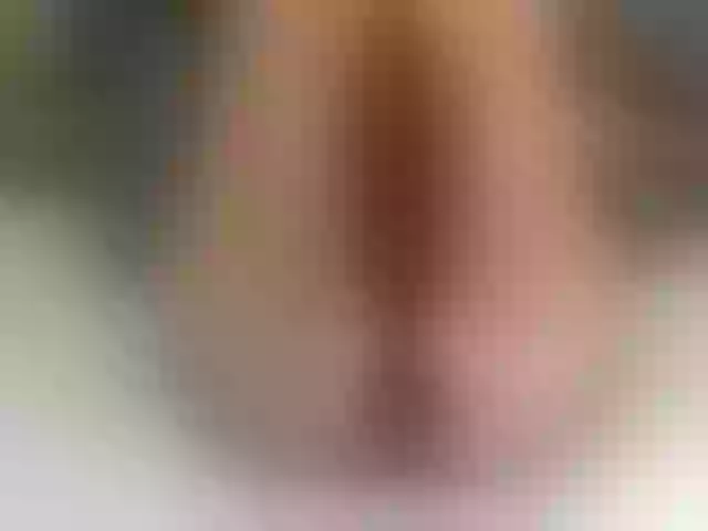Live sex webcam photo for Slimpear19 #291760575