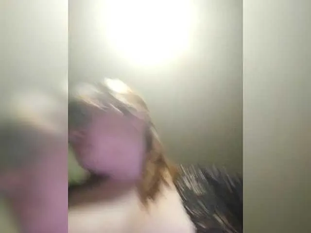 Live sex webcam photo for SlutPrincesss #290609521