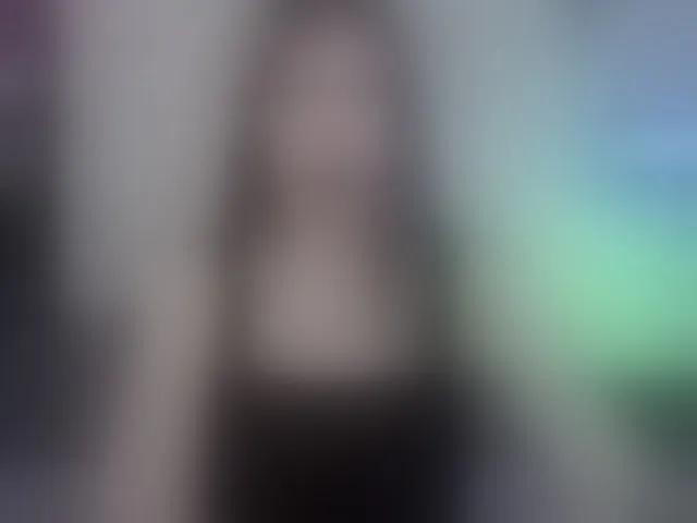 Live sex webcam photo for SlyFoxyWeb #292038216
