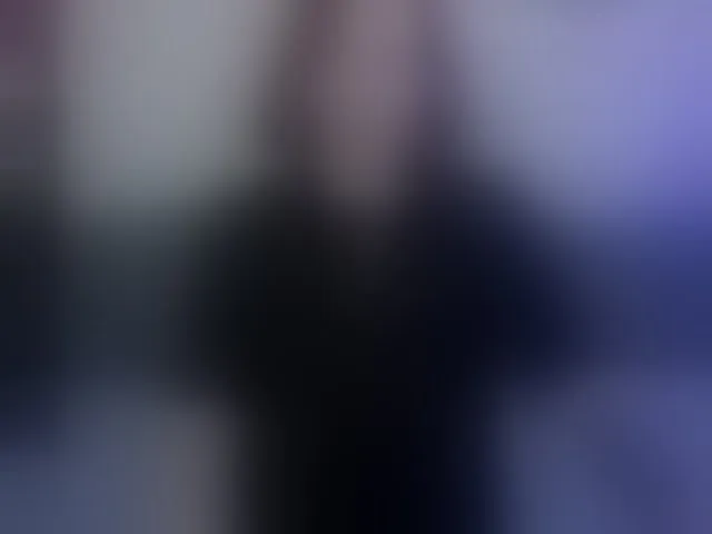 Live sex webcam photo for SlyFoxyWeb #292524070