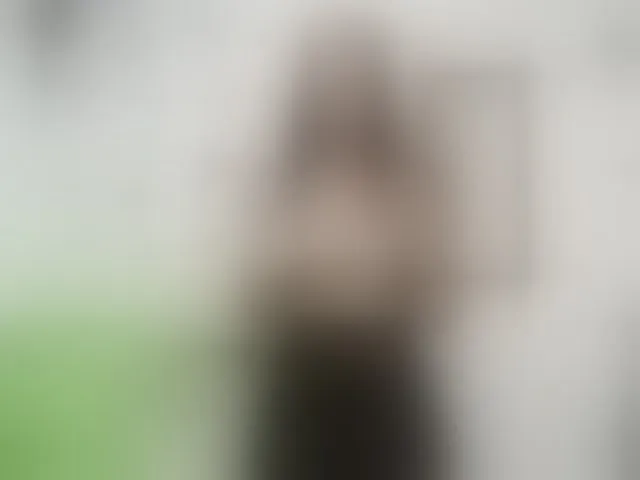 Live sex webcam photo for SmallDoll #275684632