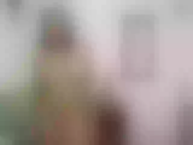 Live sex webcam photo for SmallDoll #275716038