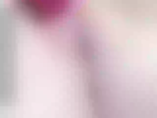 Live sex webcam photo for Smallcake18 #276561227