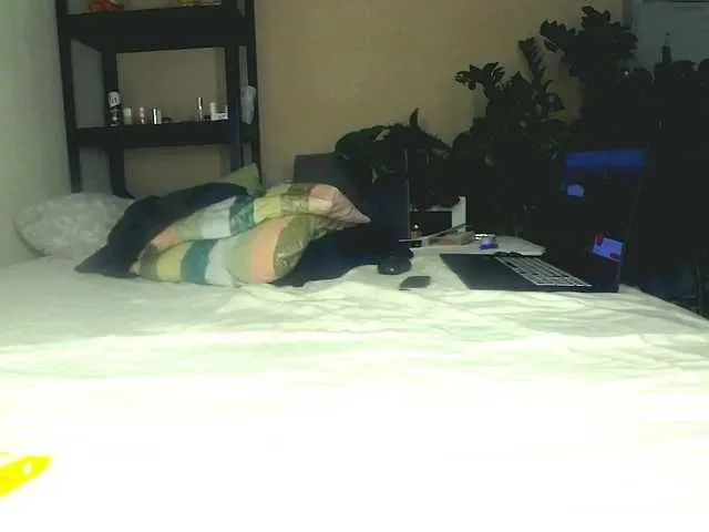 Live sex webcam photo for SmileDance #291584258