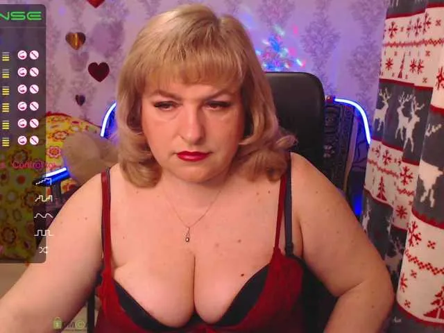 Live sex webcam photo for SmileOfAngel #272854532