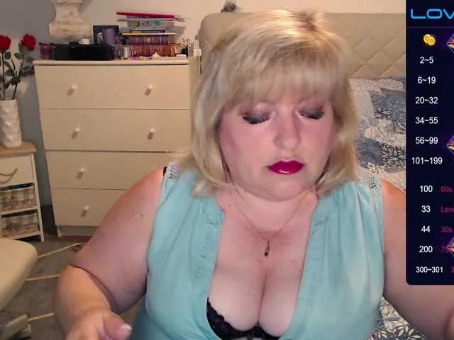 Live sex webcam photo for SmileOfAngel #275592620