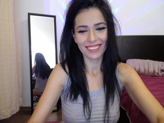 Live sex webcam photo for SmileyTina #203000393