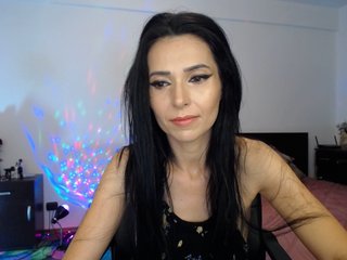 Live sex webcam photo for SmileyTina #236374717