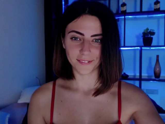 Live sex webcam photo for SmoothiesKivi #288038748