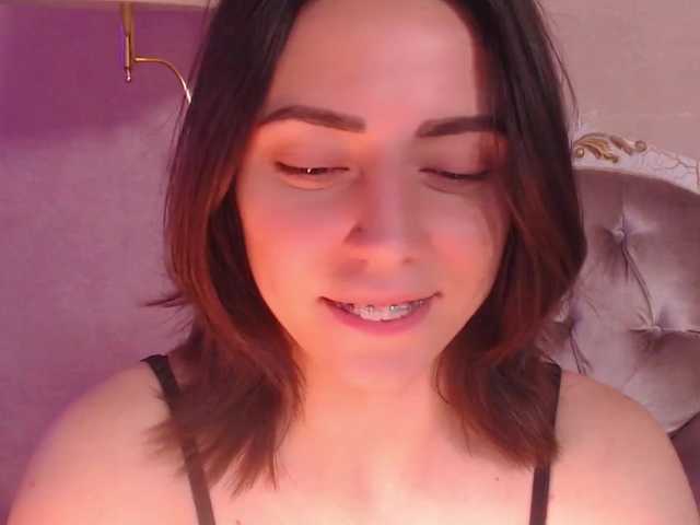 Live sex webcam photo for SmoothiesKivi #288038759