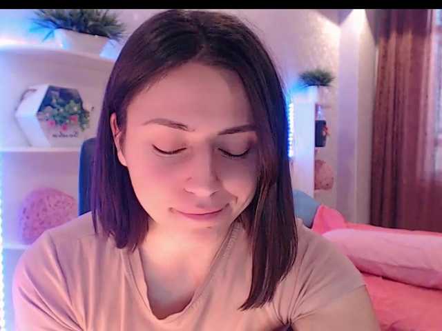 Live sex webcam photo for SmoothiesKivi #288038835