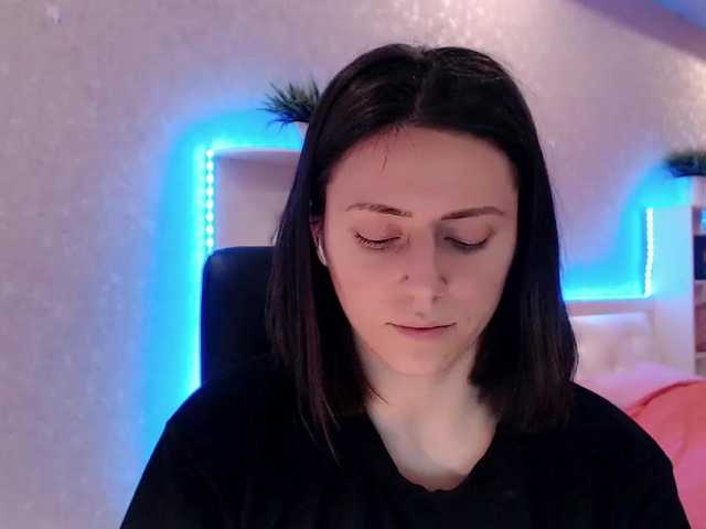 Live sex webcam photo for SmoothiesKivi #288038891