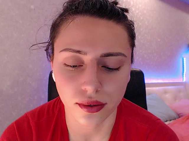 Live sex webcam photo for SmoothiesKivi #288038898