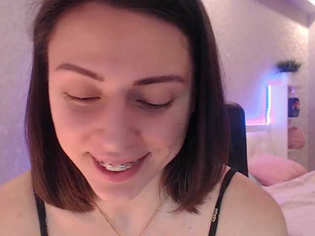 Live sex webcam photo for SmoothiesKivi #288038908