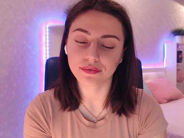 Live sex webcam photo for SmoothiesKivi #288038951