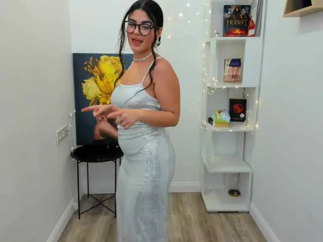 Live sex webcam photo for SnowingWinter #290344039