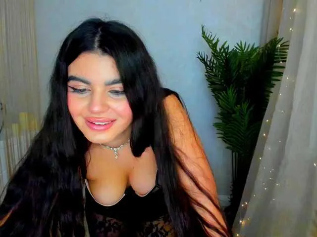 Live sex webcam photo for SnowingWinter #290369052