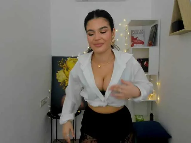 Live sex webcam photo for SnowingWinter #290557454