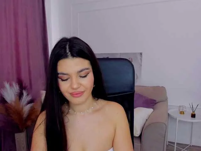 Live sex webcam photo for SnowingWinter #290755765