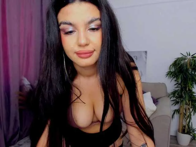 Live sex webcam photo for SnowingWinter #291061197