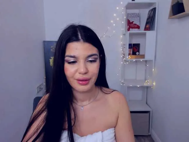 Live sex webcam photo for SnowingWinter #291115632