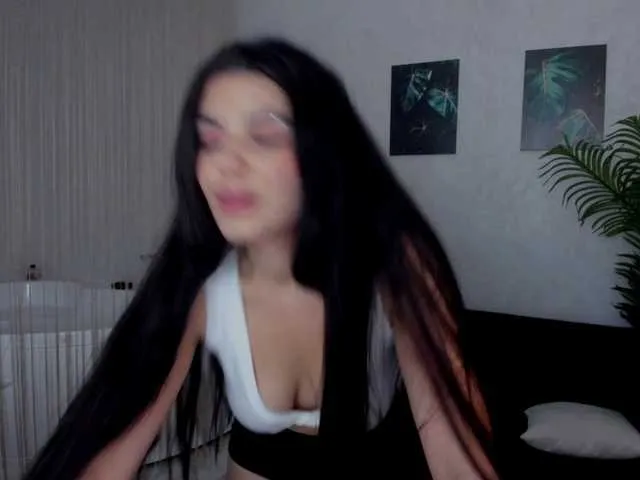 Live sex webcam photo for SnowingWinter #291456121