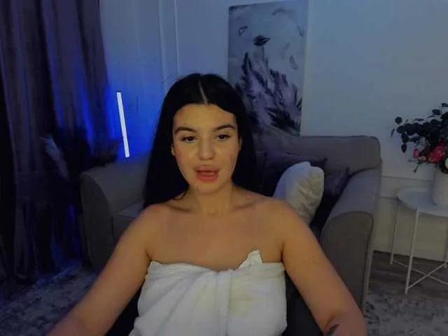 Live sex webcam photo for SnowingWinter #291469840