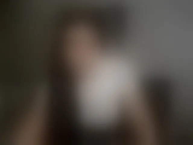Live sex webcam photo for SnowingWinter #292675044