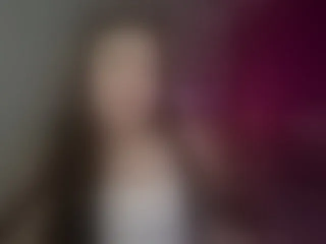 Live sex webcam photo for SnowingWinter #293405393