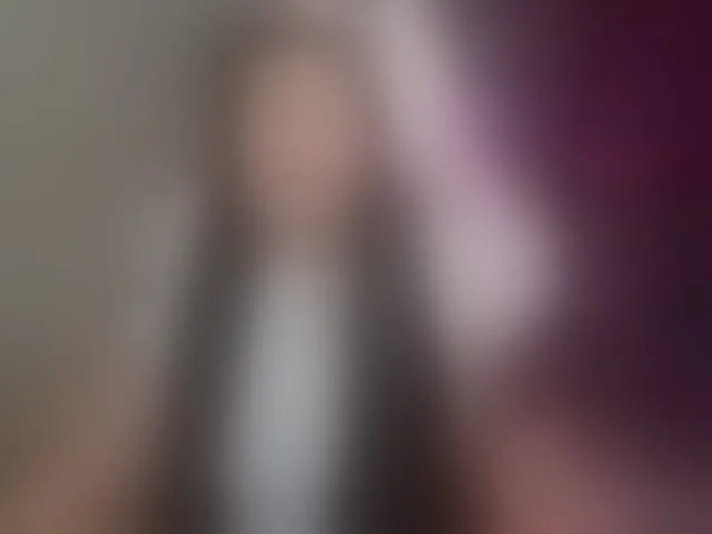 Live sex webcam photo for SnowingWinter #293796694