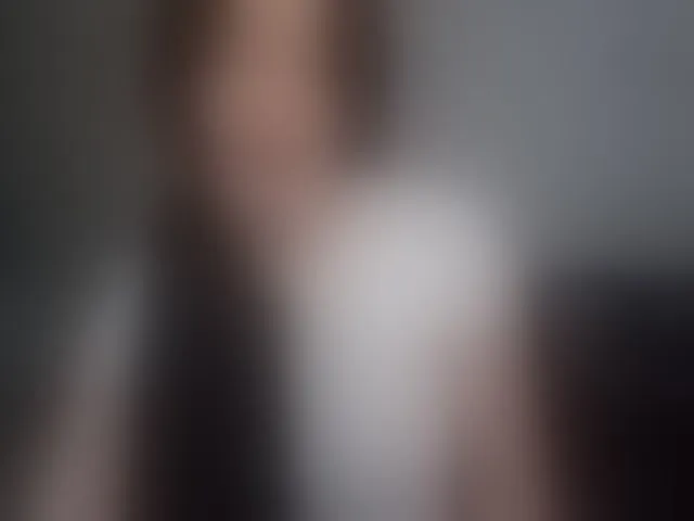 Live sex webcam photo for SnowingWinter #293861677