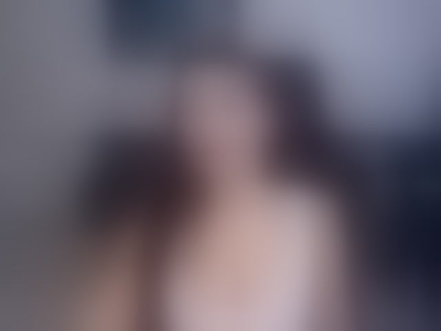 Live sex webcam photo for SnowingWinter #294279498