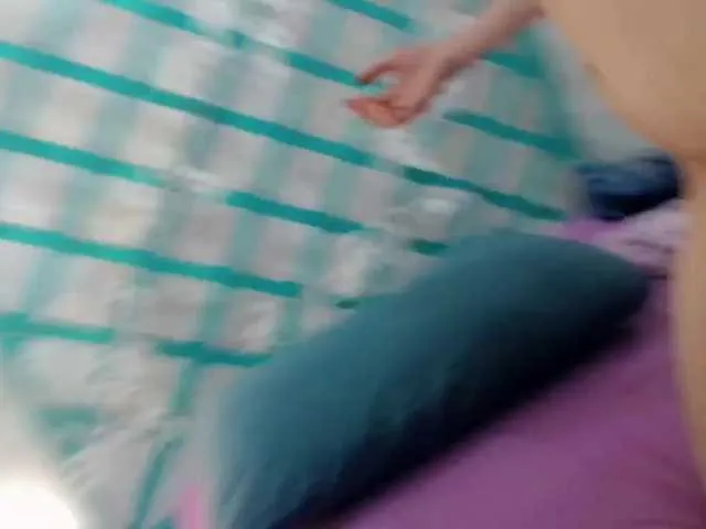 Live sex webcam photo for Snowwinn #272449051