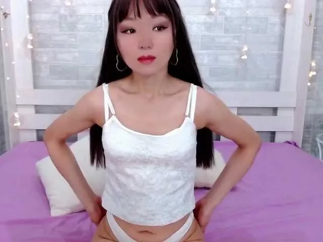 Live sex webcam photo for Snowwinn #272893355