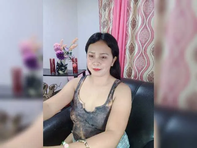Live sex webcam photo for SoSexyStacey #273014512