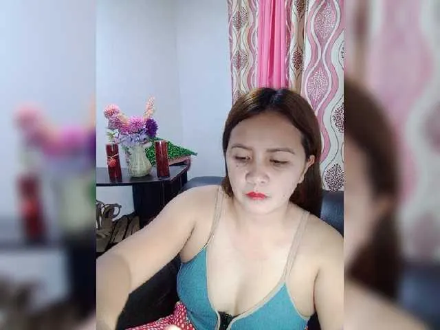 Live sex webcam photo for SoSexyStacey #273918988