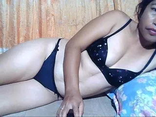 Live sex webcam photo for SoSweetPearl #287916404