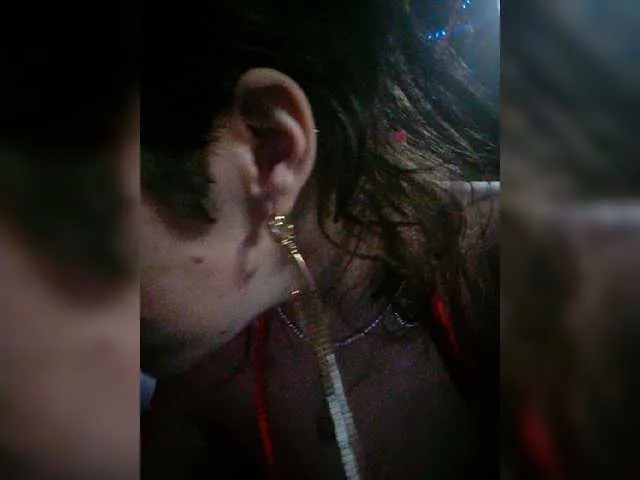 Live sex webcam photo for Sofa999 #277002185