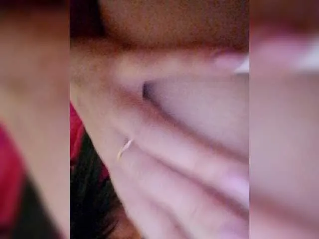 Live sex webcam photo for Sofa999 #277704317