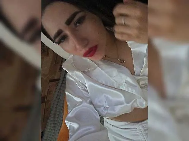 Live sex webcam photo for Sofa999 #278030411