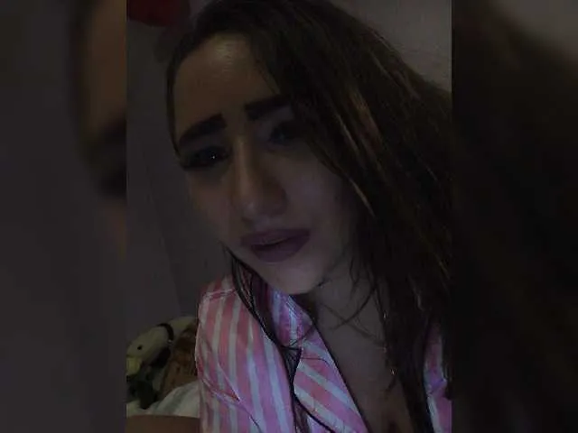 Live sex webcam photo for Sofa999 #278051317