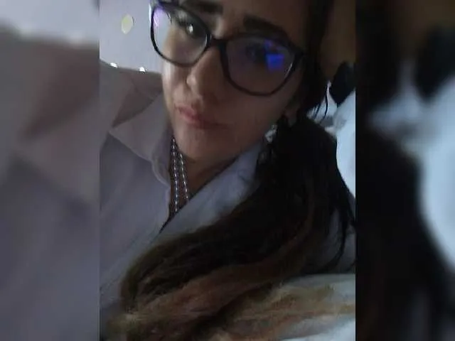 Live sex webcam photo for Sofa999 #278106886