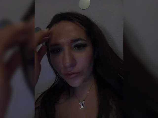 Live sex webcam photo for Sofa999 #288513274