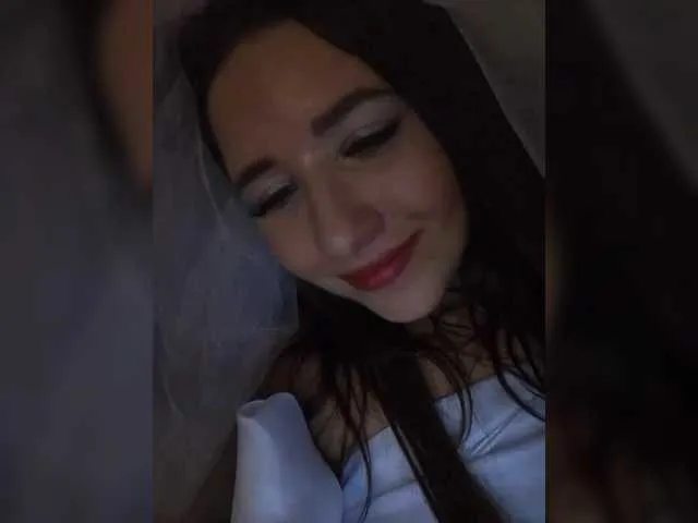 Live sex webcam photo for Sofa999 #290459036