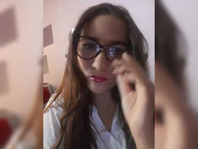 Live sex webcam photo for Sofa999 #291718946