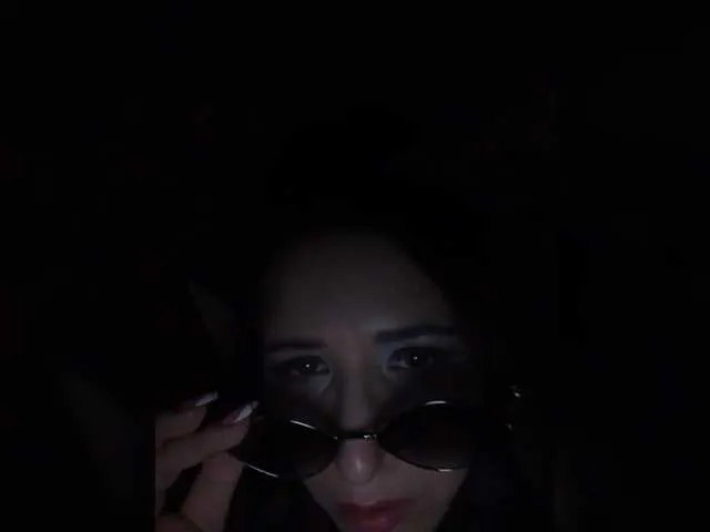 Live sex webcam photo for Sofa999 #292400197