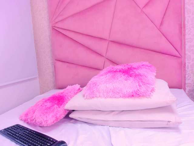 Live sex webcam photo for Sofi-Blossom #277108346